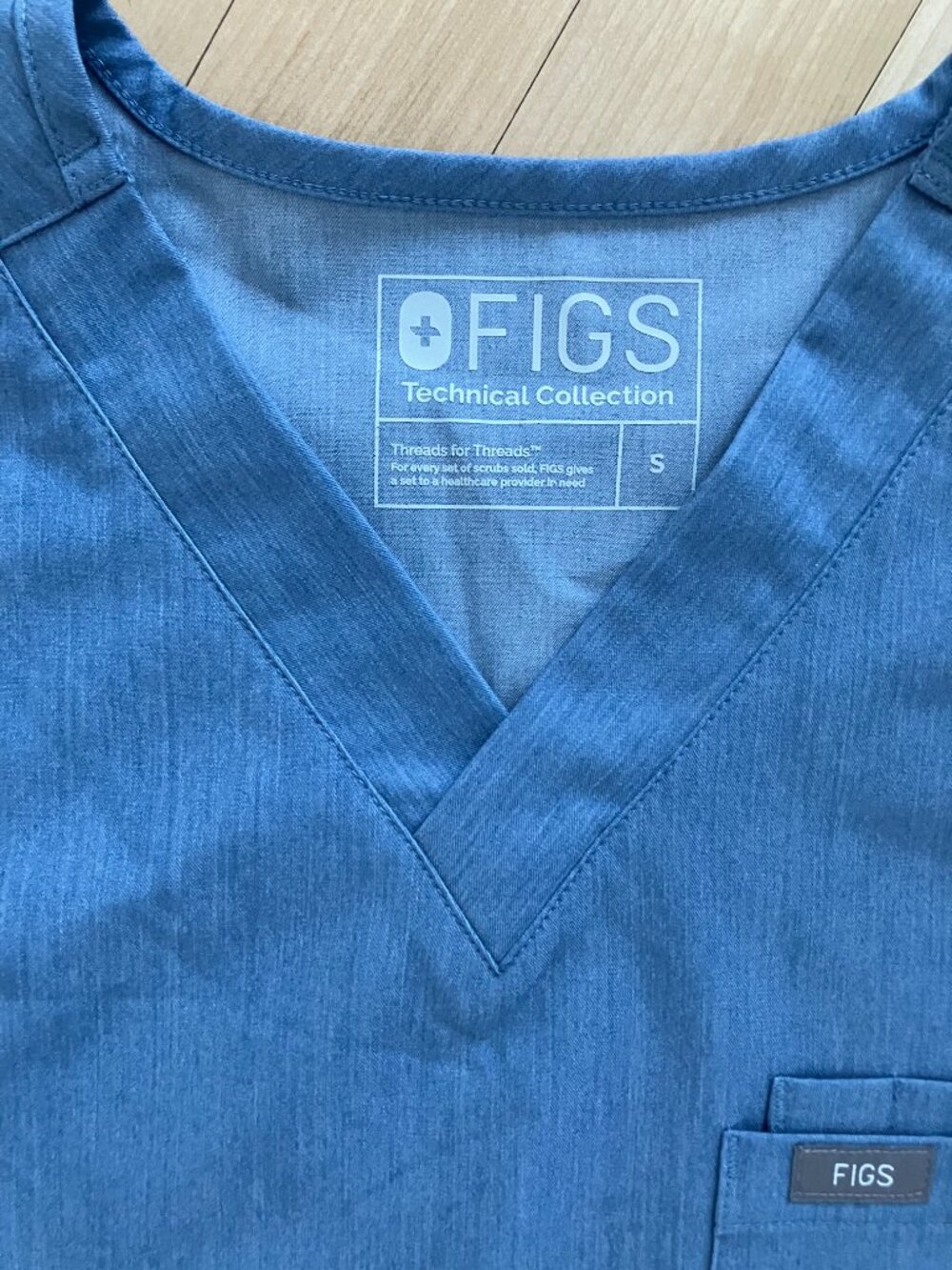 Figs bundle - tops - Picture 9 of 11